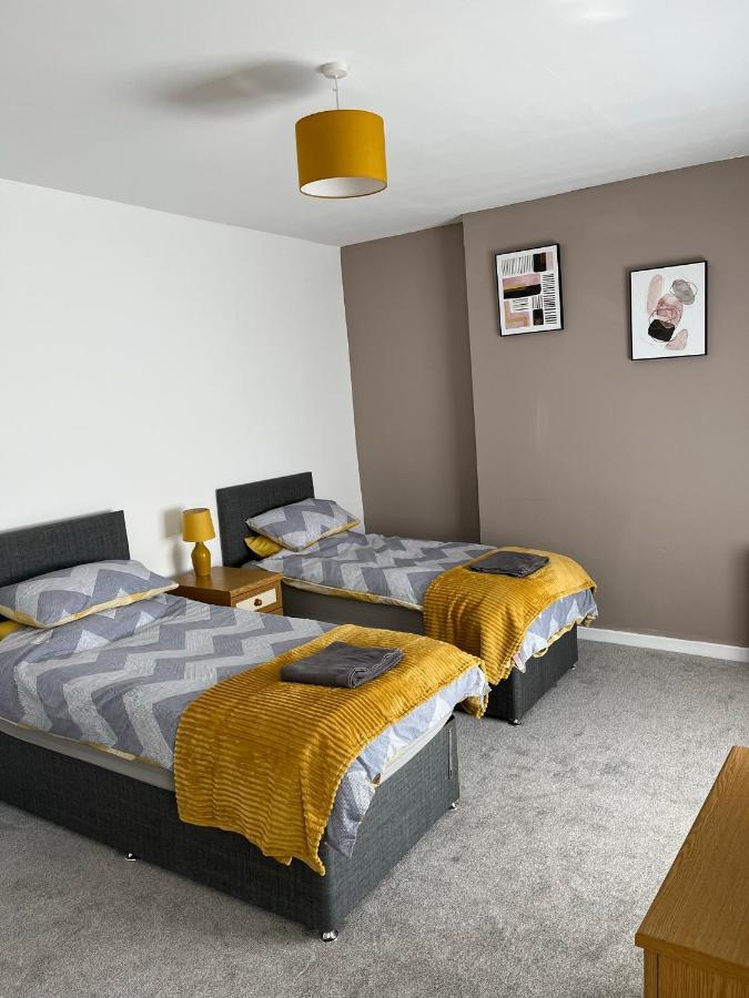란베리스 4-6 Guests In Centre Location With Stunning Views 빌라 외부 사진