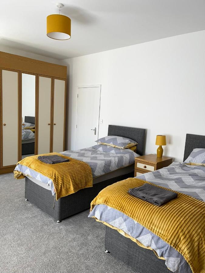 란베리스 4-6 Guests In Centre Location With Stunning Views 빌라 외부 사진