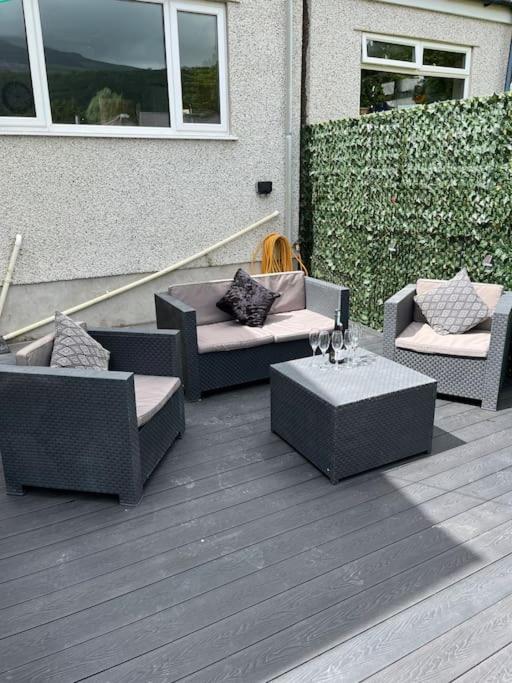란베리스 4-6 Guests In Centre Location With Stunning Views 빌라 외부 사진