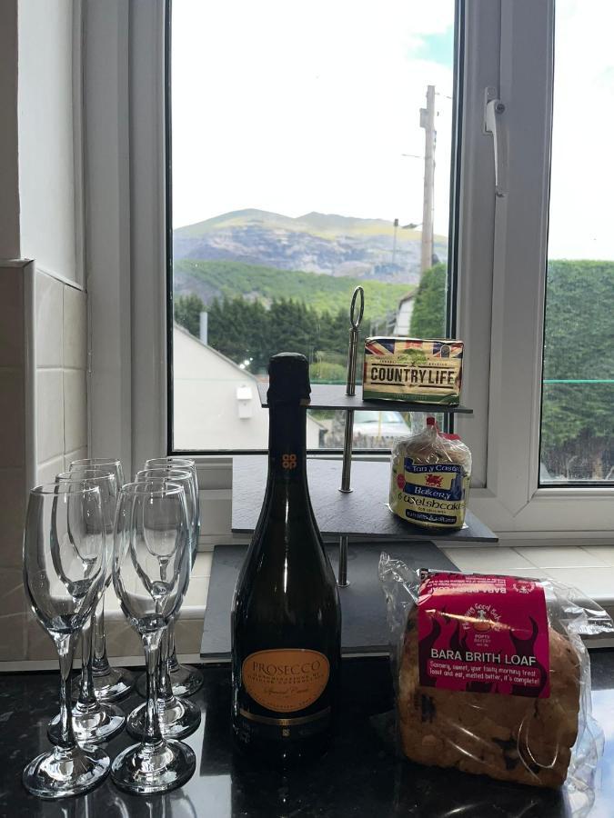 란베리스 4-6 Guests In Centre Location With Stunning Views 빌라 외부 사진
