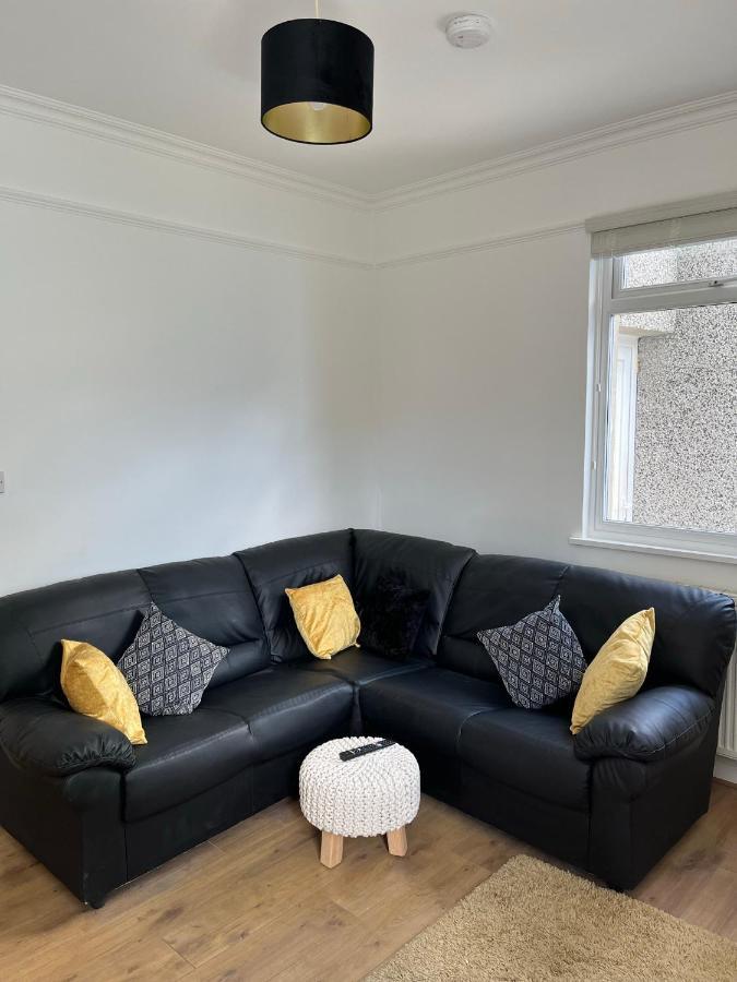 란베리스 4-6 Guests In Centre Location With Stunning Views 빌라 외부 사진