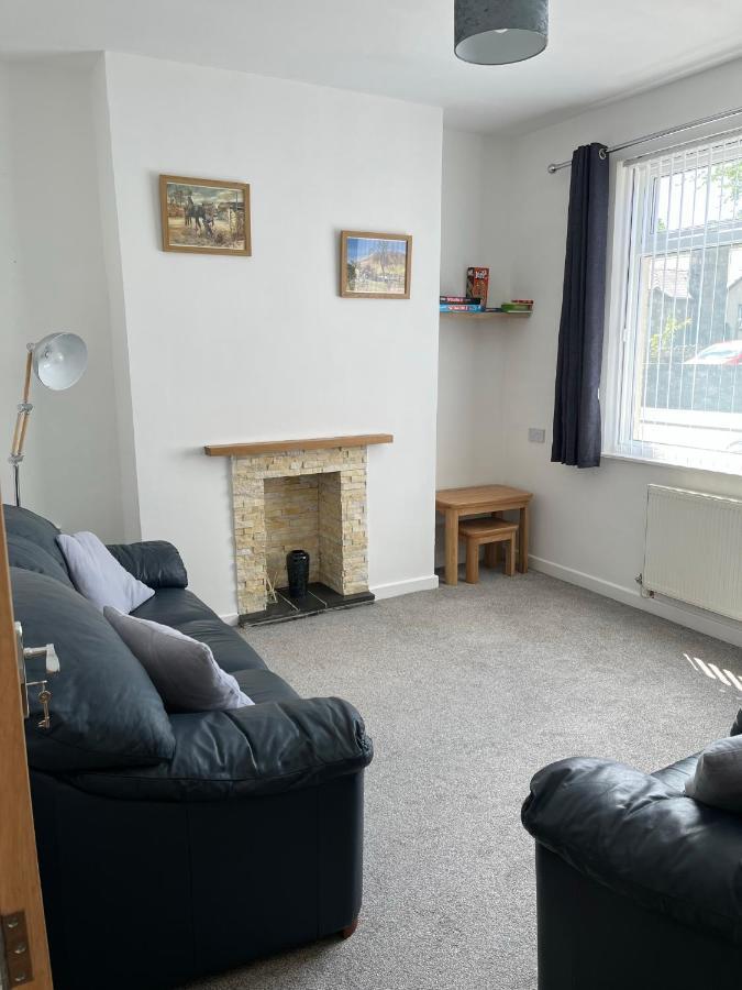란베리스 4-6 Guests In Centre Location With Stunning Views 빌라 외부 사진